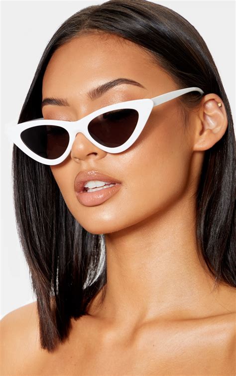 Women's Cat Eye Sunglasses .